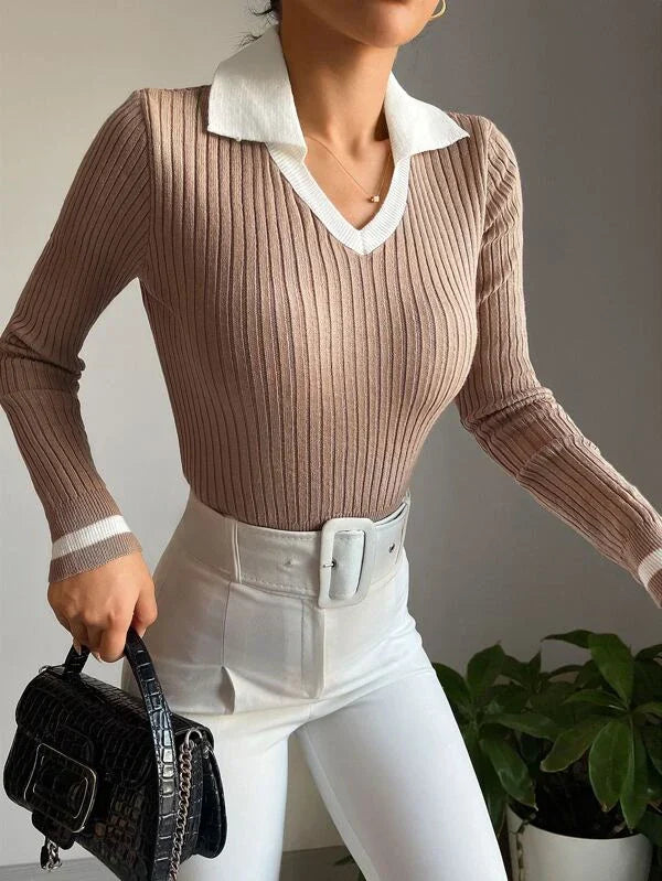Belle Couture | Camel trui met contrasterende kraag