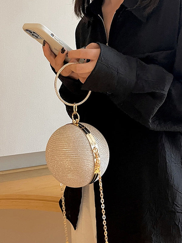 Solène | Glanzende Geometrische Schoudertas met Ketting