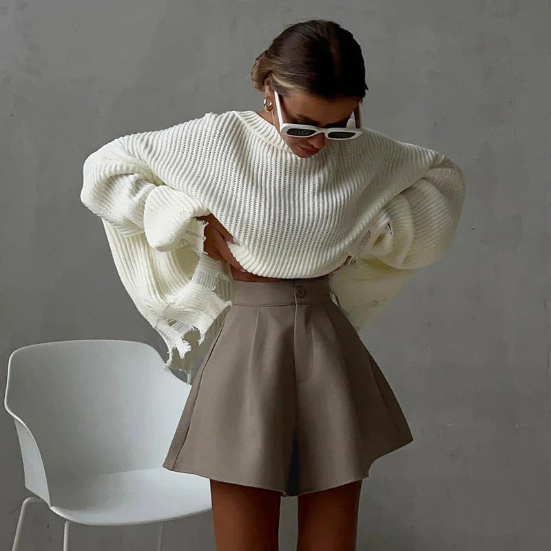 Goldie | Flared short