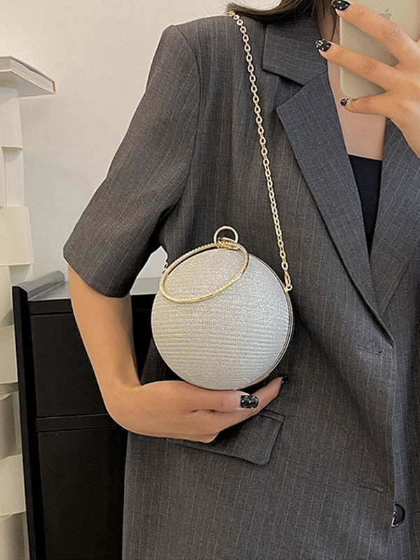 Solène | Glanzende Geometrische Schoudertas met Ketting
