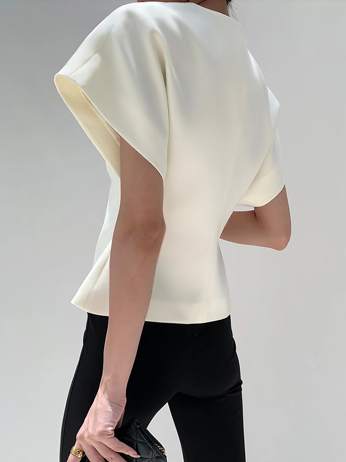 Tamsin | V-Hals Blouse met Knopen