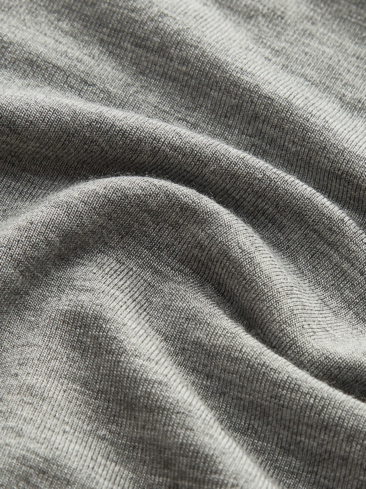 Belle Couture | Asymmetrisch T-shirt met geplooide mouwen