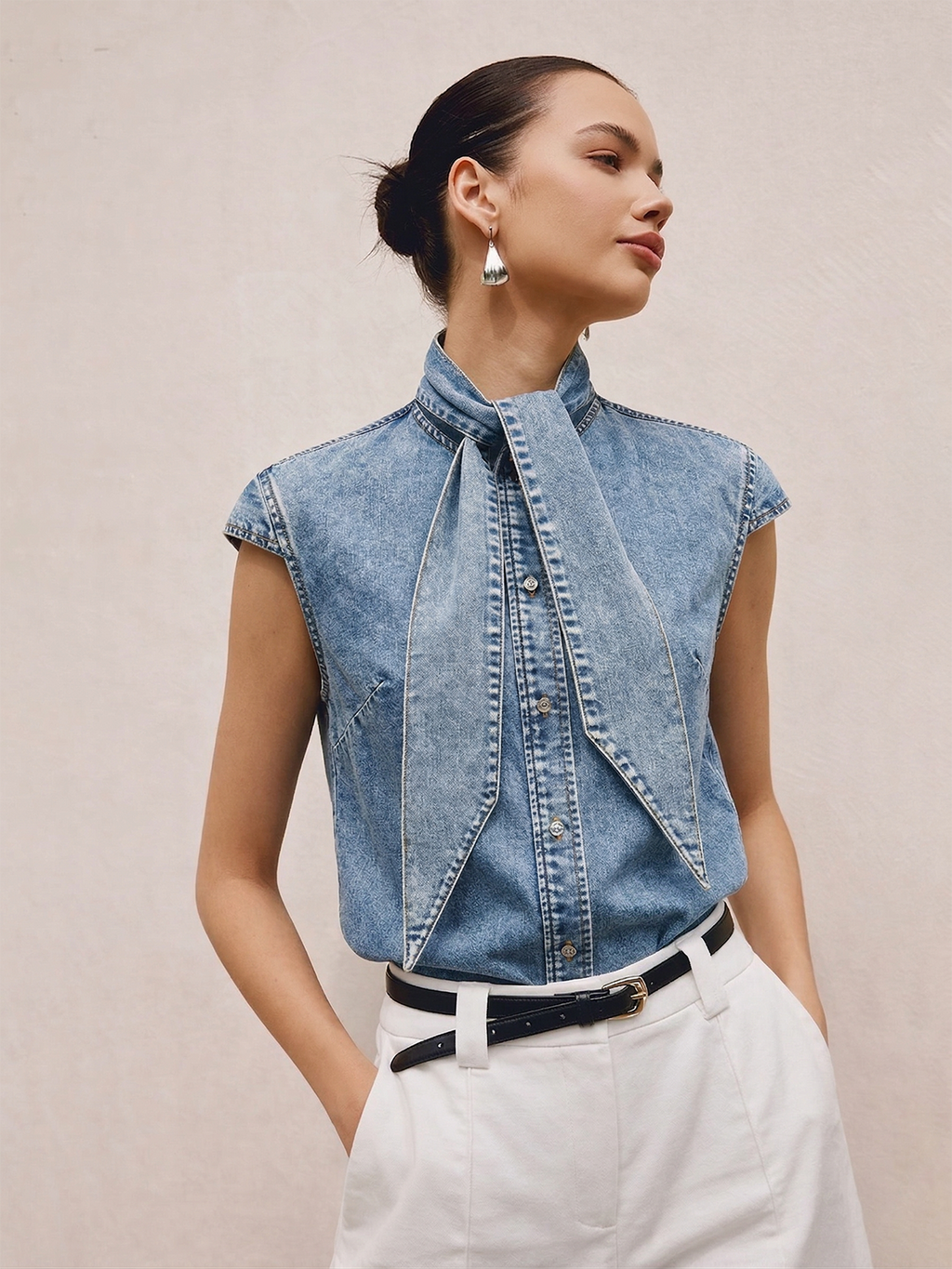 Teddy | Denim shirt met strikdetail