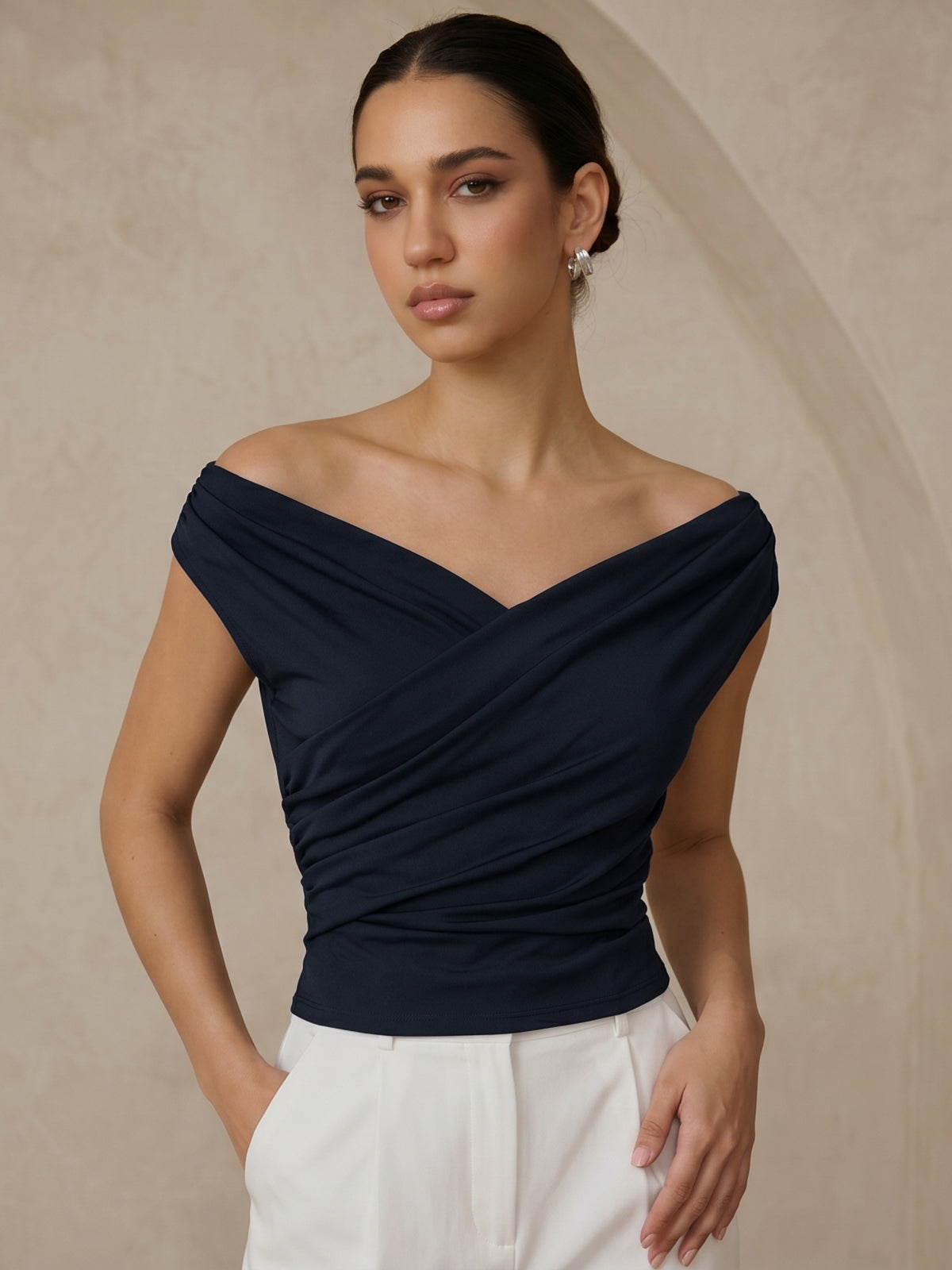 Elin | Gedrapeerde off-shoulder top