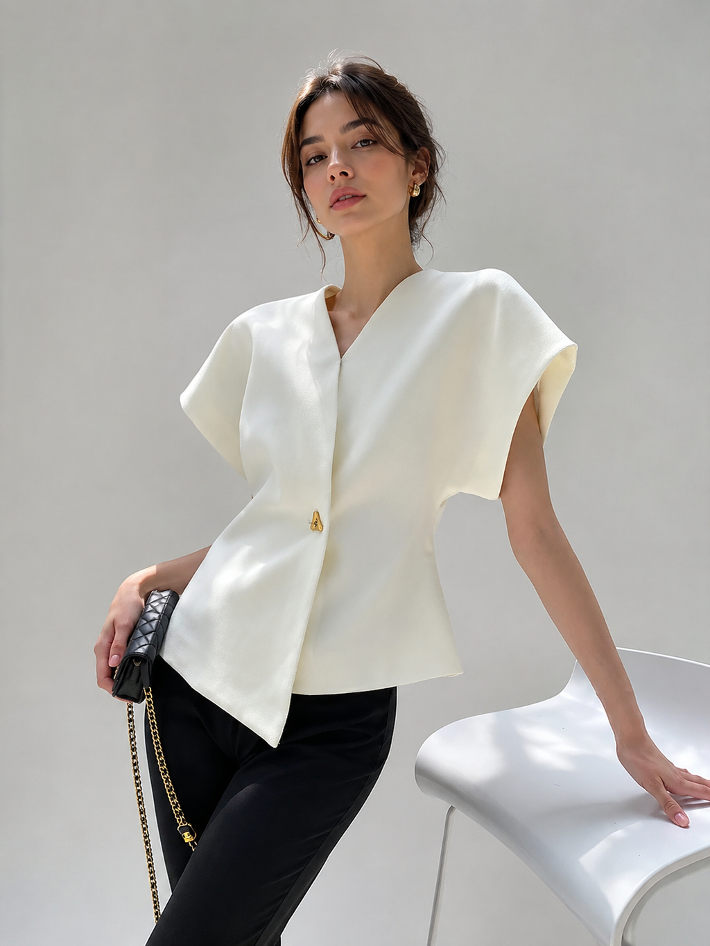 Tamsin | V-Hals Blouse met Knopen