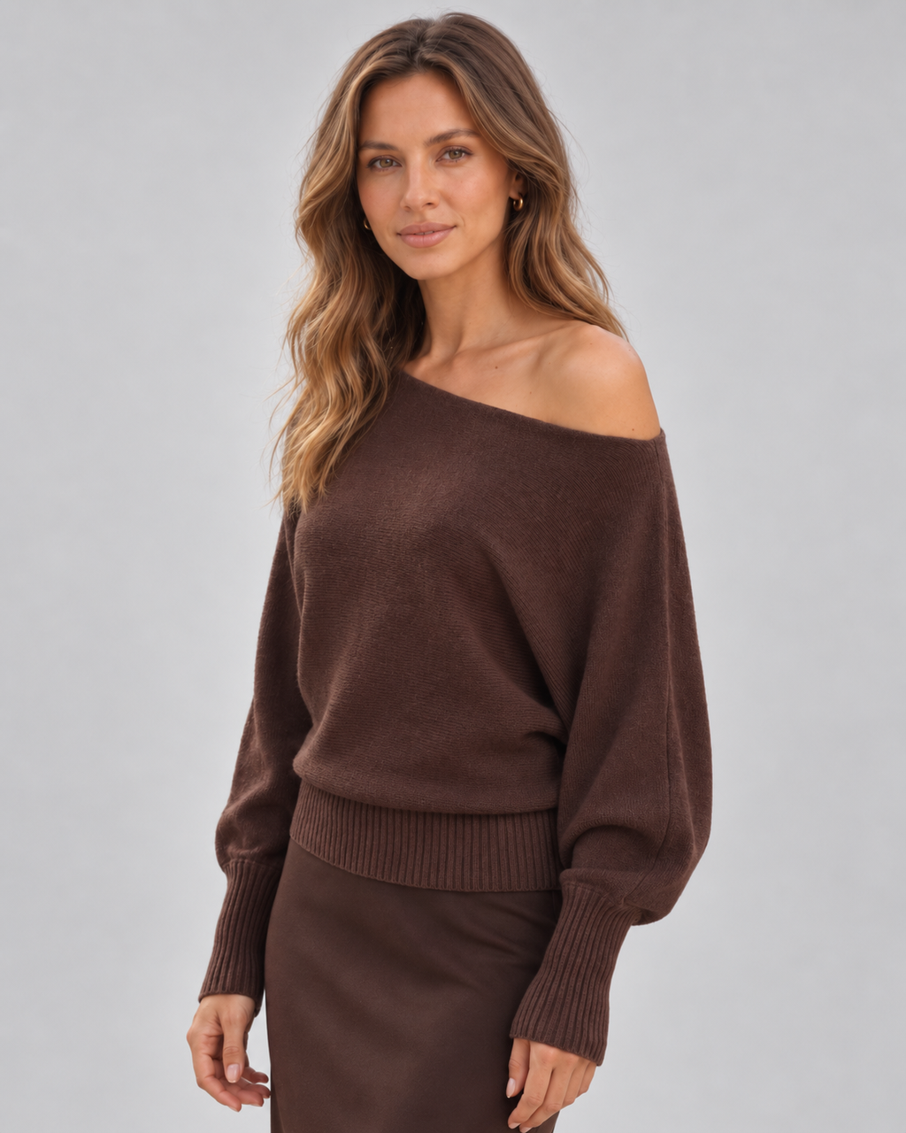 Lisette | Off-Shoulder Gebreide Trui met Asymmetrische Zoom