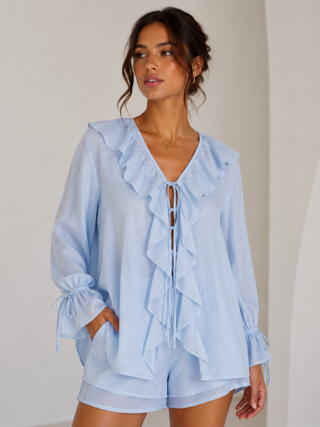Mary | Tweedelige ruffle set blouse en short