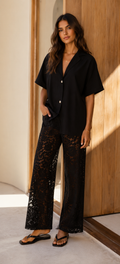 Zola | Tweedelige set met blouse en kanten broek