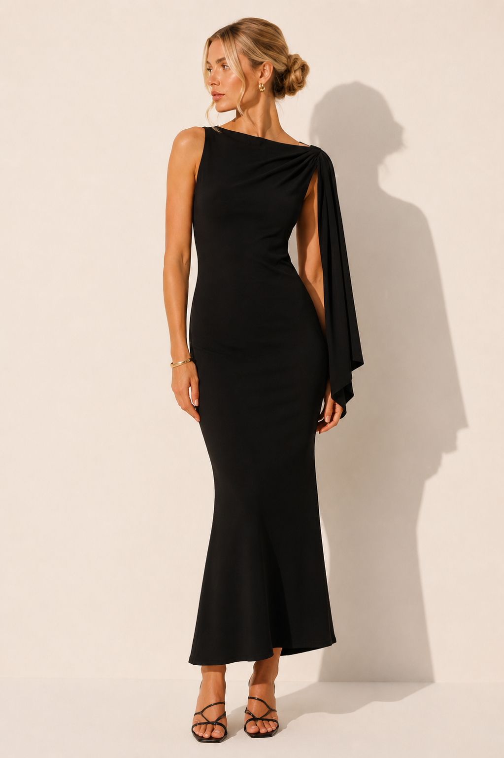 Elara | Maxi Jurk One Shoulder met Sjaaldetail