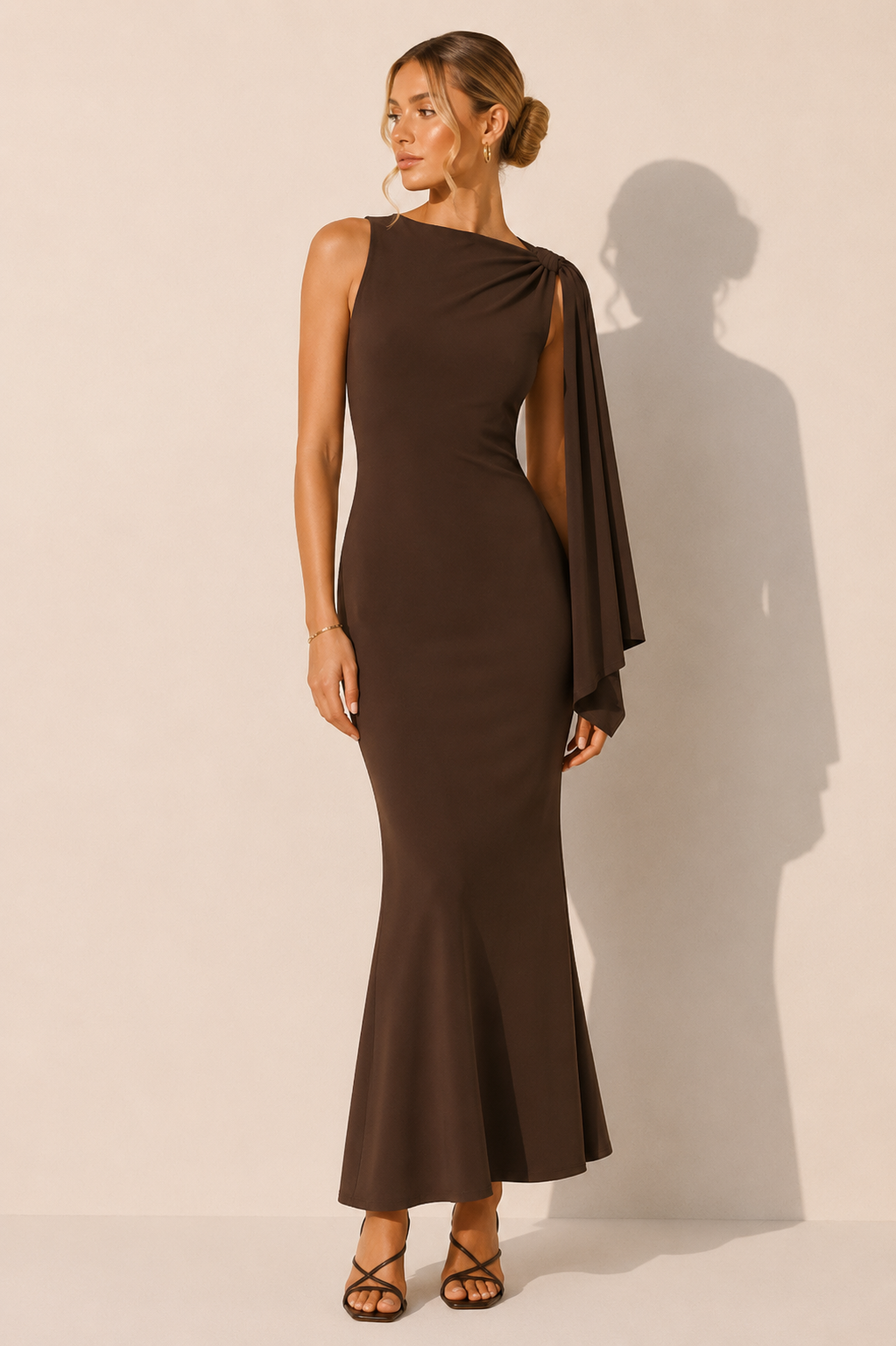 Elara | Maxi Jurk One Shoulder met Sjaaldetail