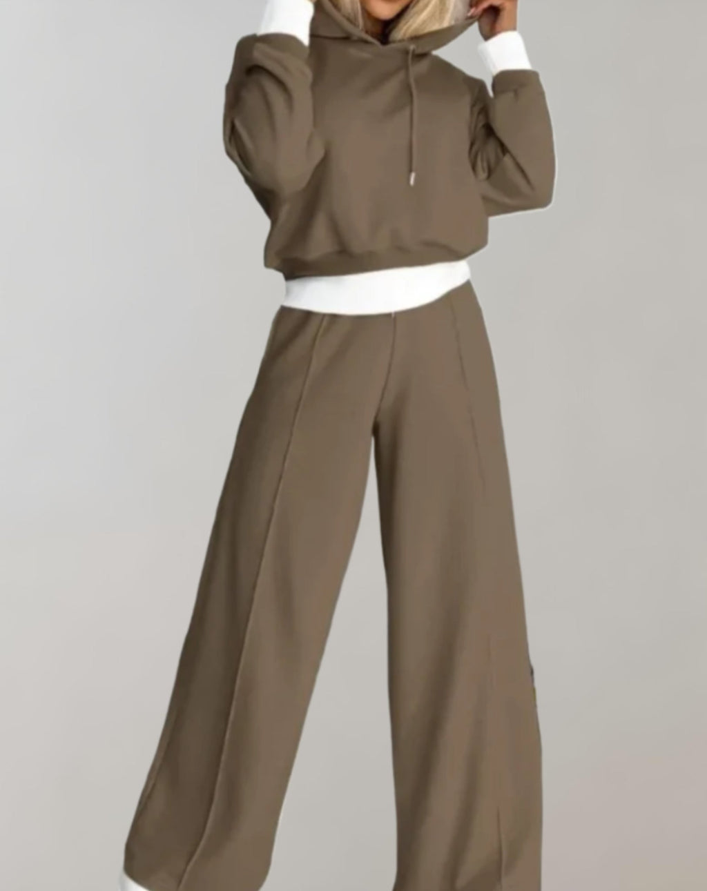 Bree | Loungeset met Wijde Broek en Hoodie