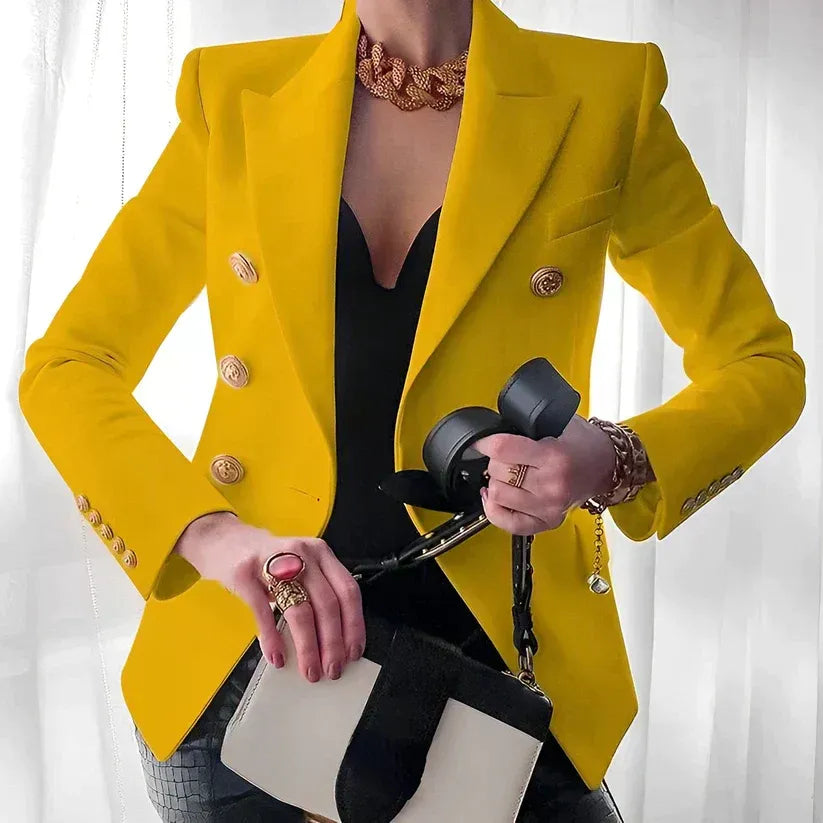 Adrienne | Dubbelrijige Blazer met Getailleerde Pasvorm