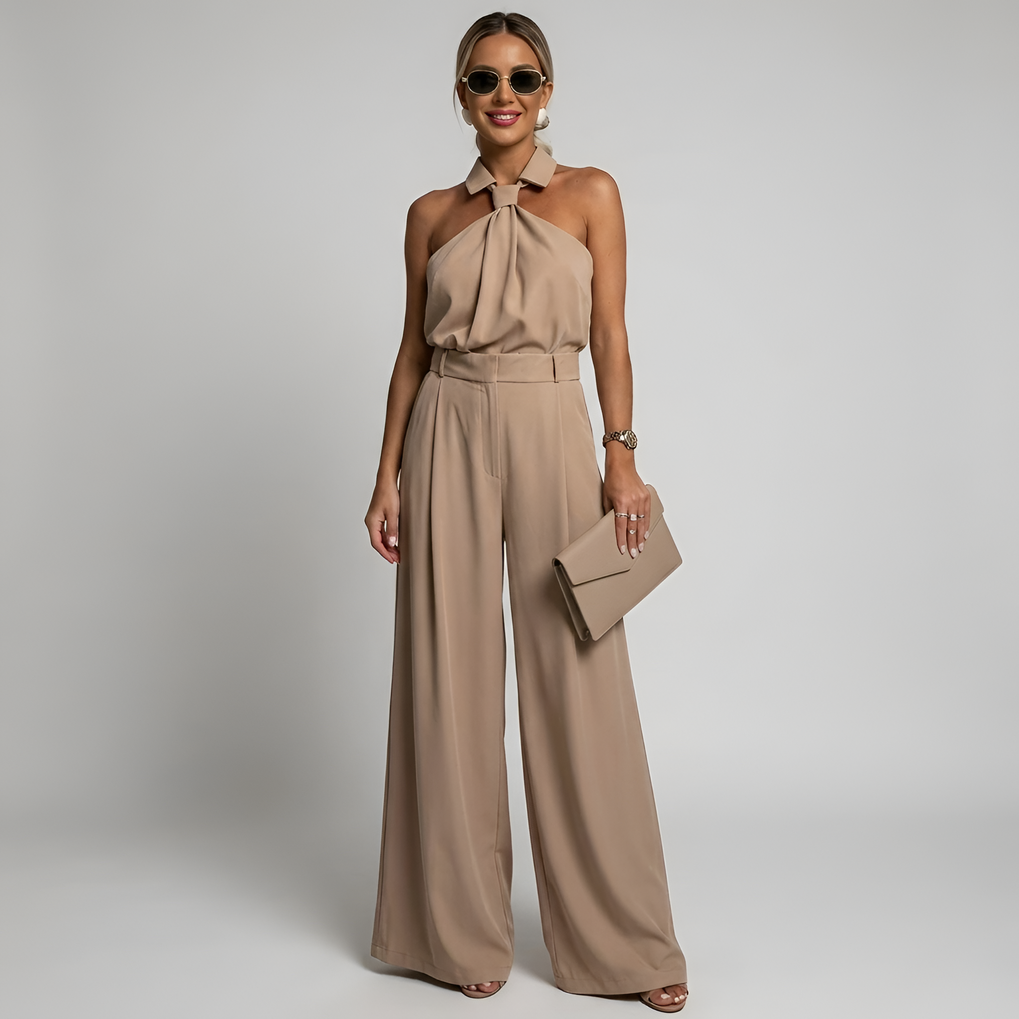 Amélie | Elegante halter jumpsuit met wijde pijpen