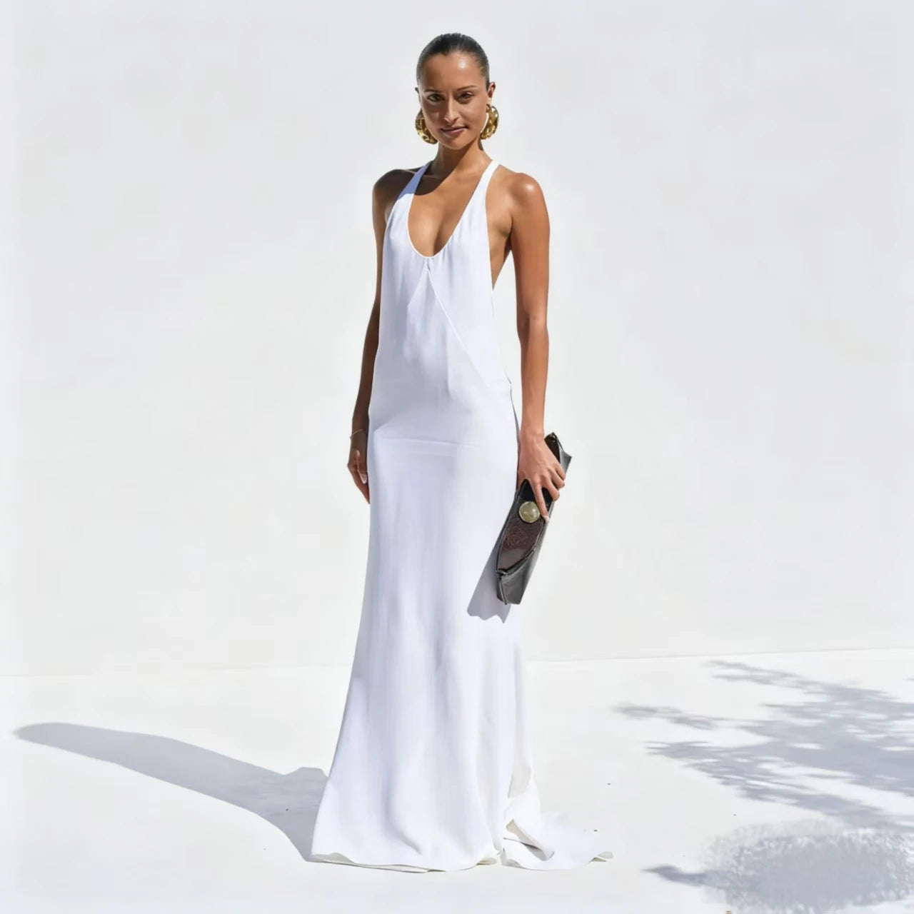 Emelie | Chique Witte Rugloze Halter Zomerjurk