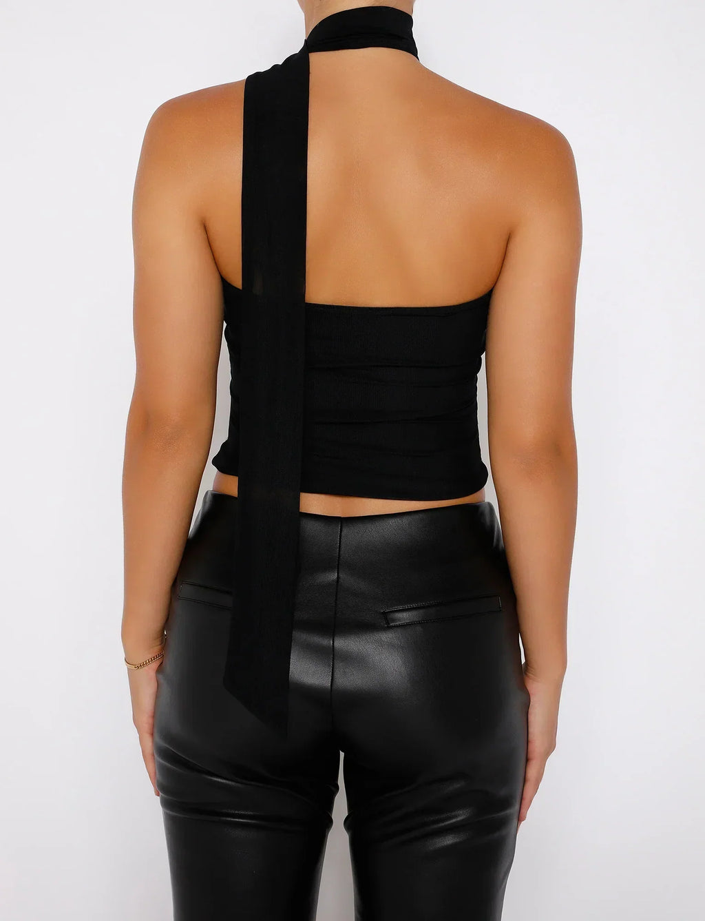 Helga | Minimalistische Zomerstijl Mouwloos Nekband Top