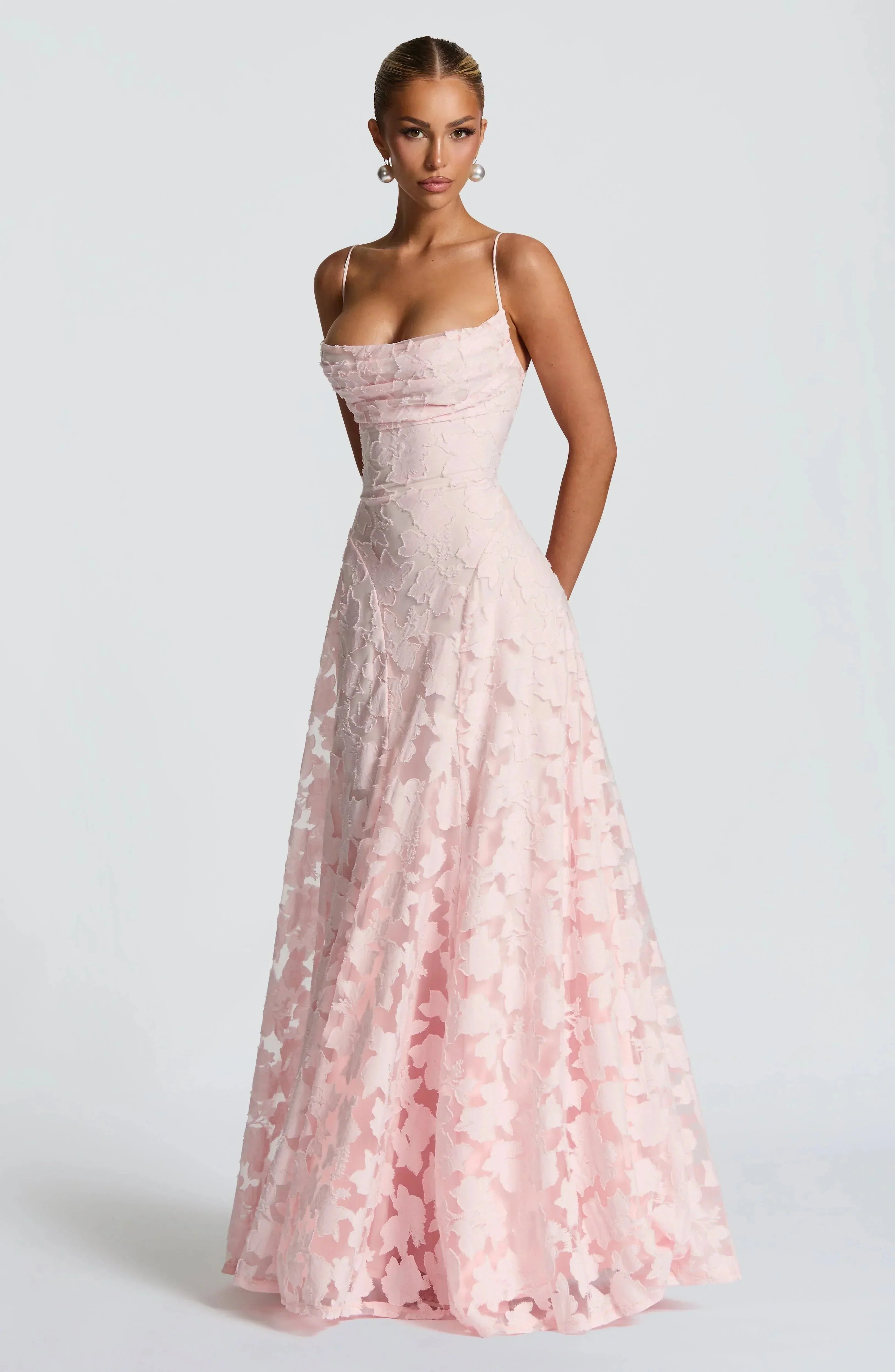 Amélie | Luxe bloemenjacquard maxi jurk