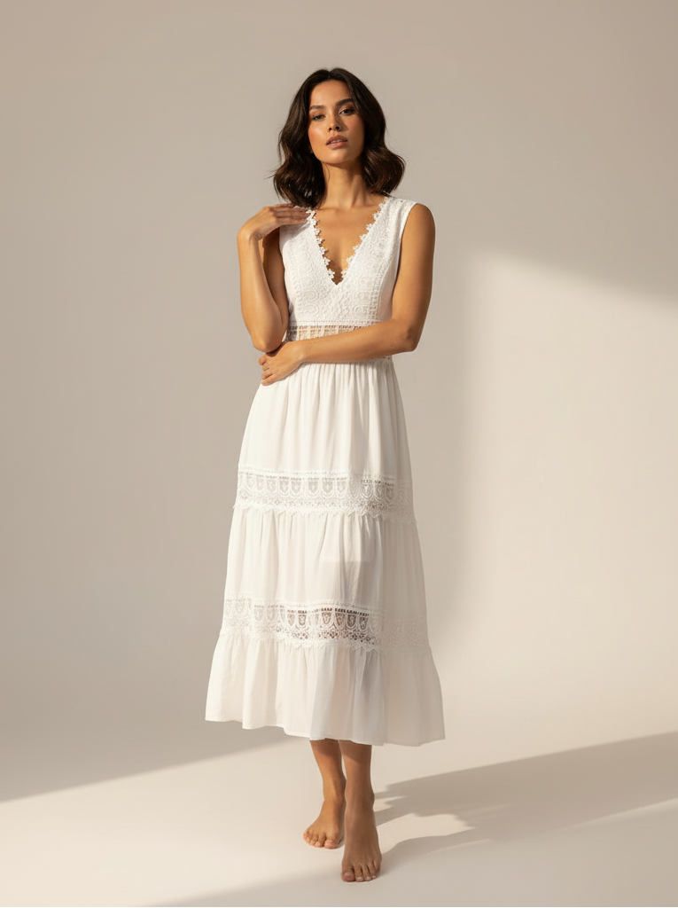 Merel | Midi-jurk met V-hals en kanten rand