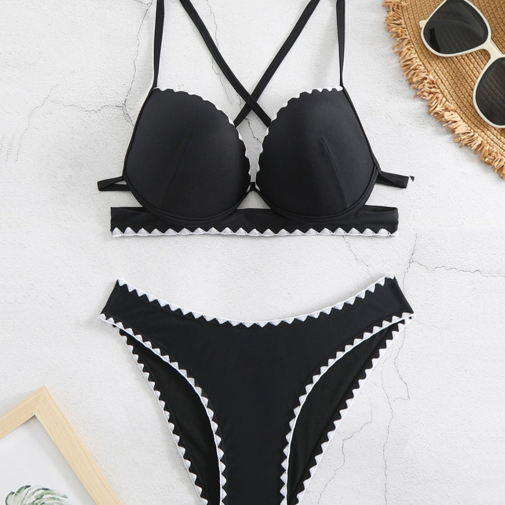 Valerie | Push-Up Bikini met Kant en Hoge Been Snit