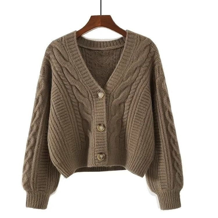 Isabeau | Kabelgebreide Crop Cardigan met V-Hals en Knopen