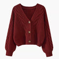 Isabeau | Kabelgebreide Crop Cardigan met V-Hals en Knopen
