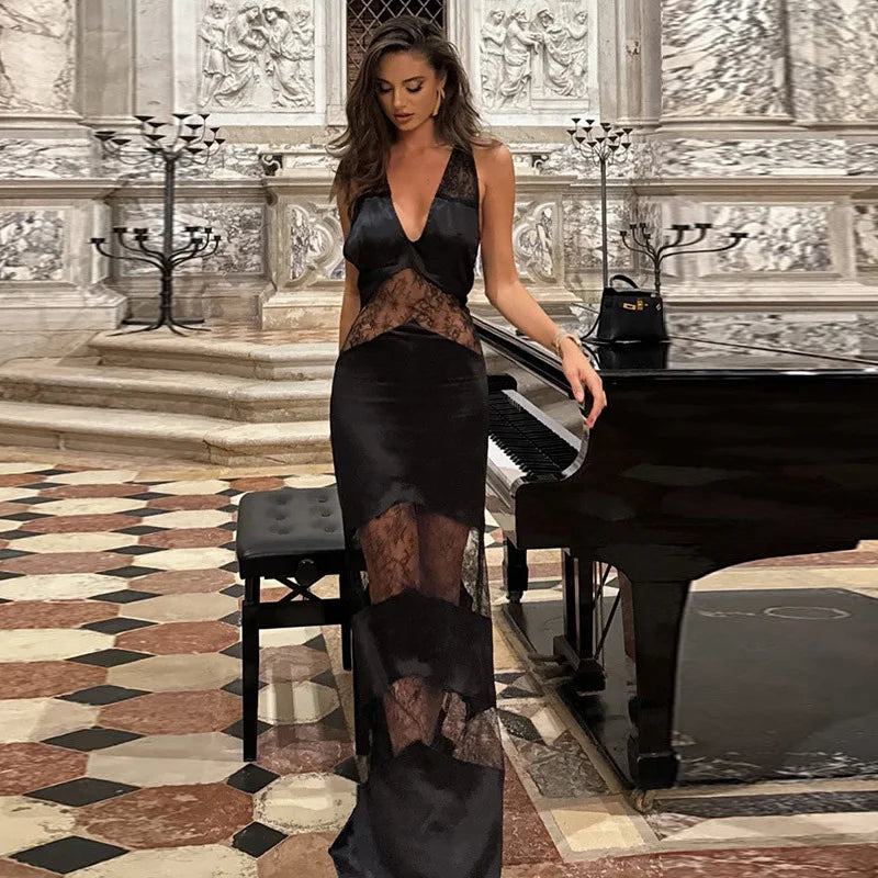 Santana | Transparante Halter Jurk met Elegante Uiterlijk