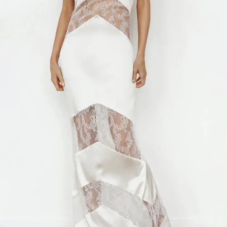 Santana | Transparante Halter Jurk met Elegante Uiterlijk