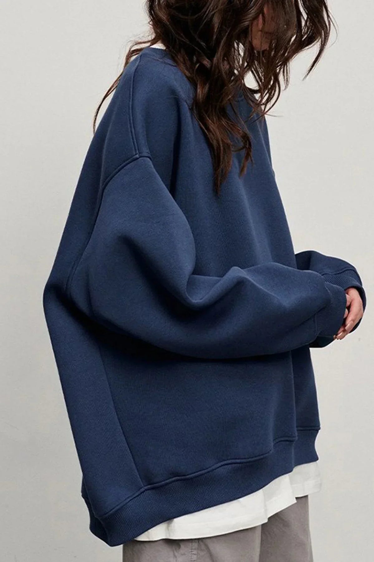 Lola | Oversized Sweater met een Twist