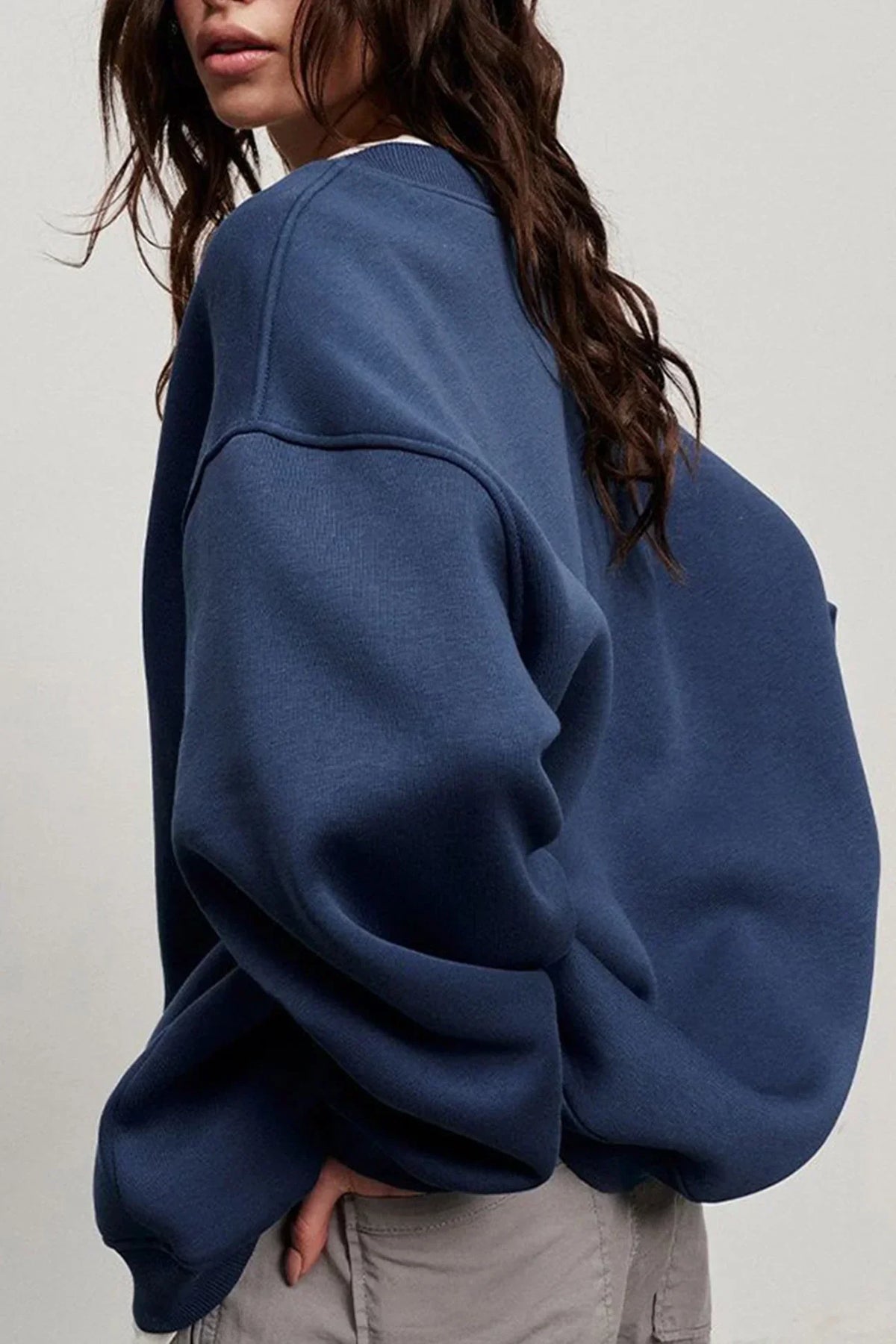 Lola | Oversized Sweater met een Twist