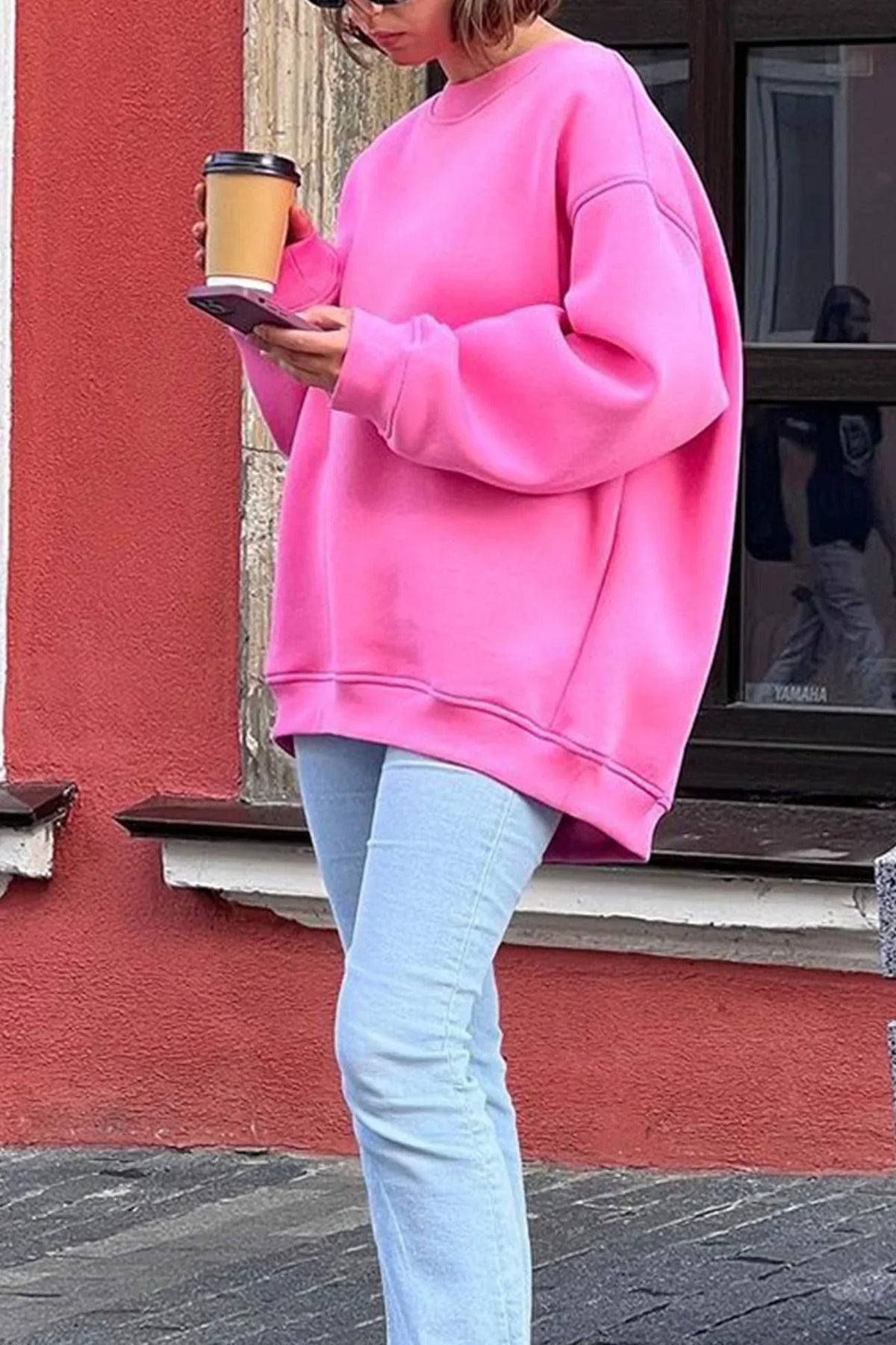 Lola | Oversized Sweater met een Twist