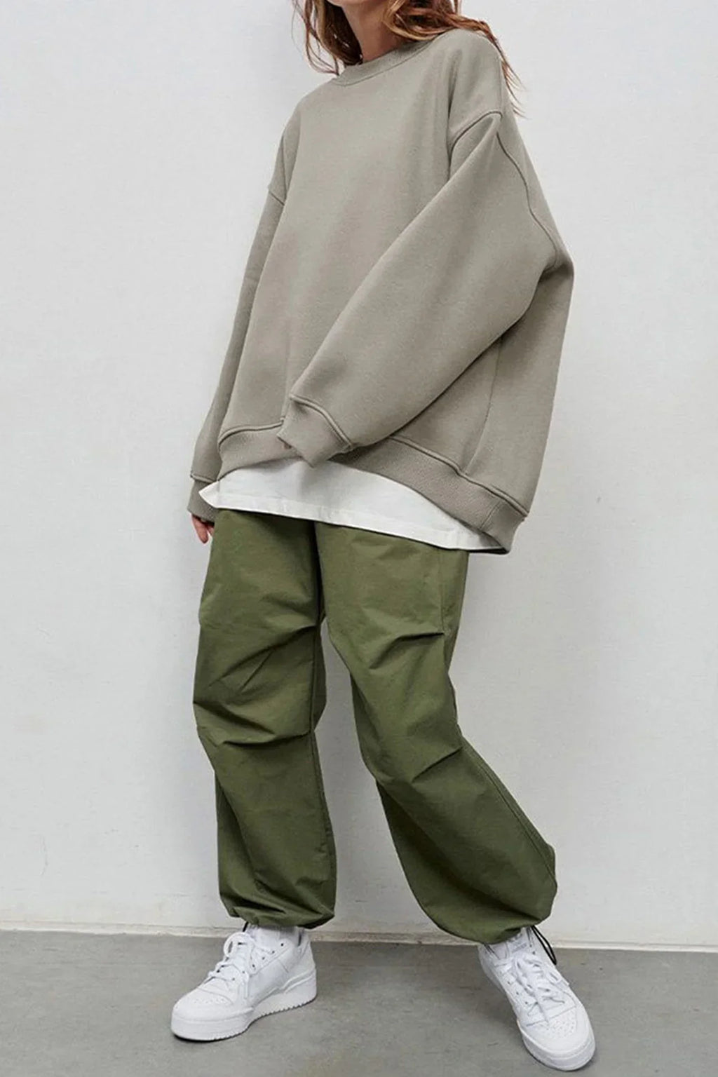 Lola | Oversized Sweater met een Twist