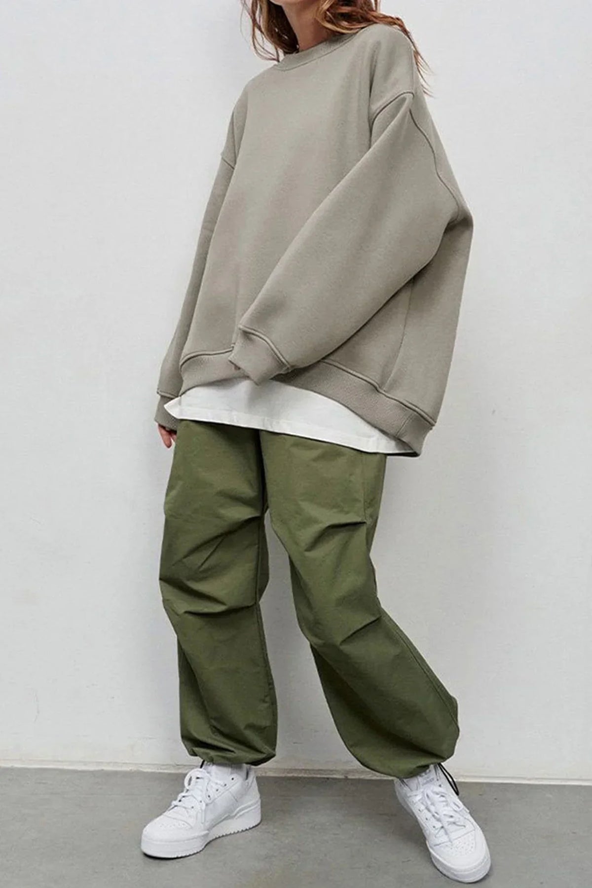 Lola | Oversized Sweater met een Twist