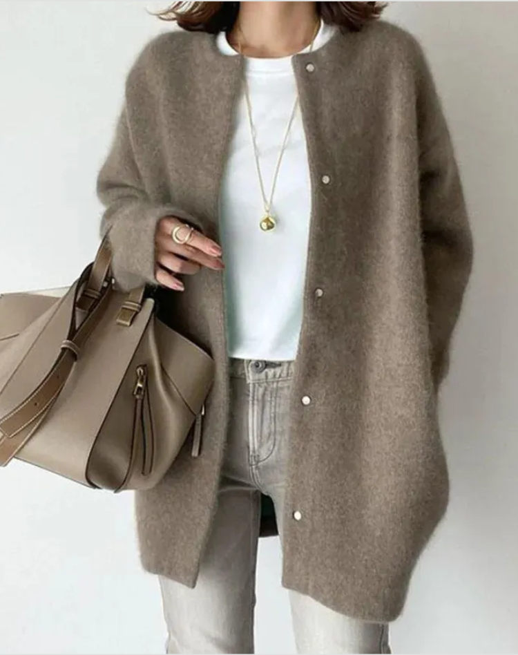 Lena | Lange Cardigan met Knoopsluiting