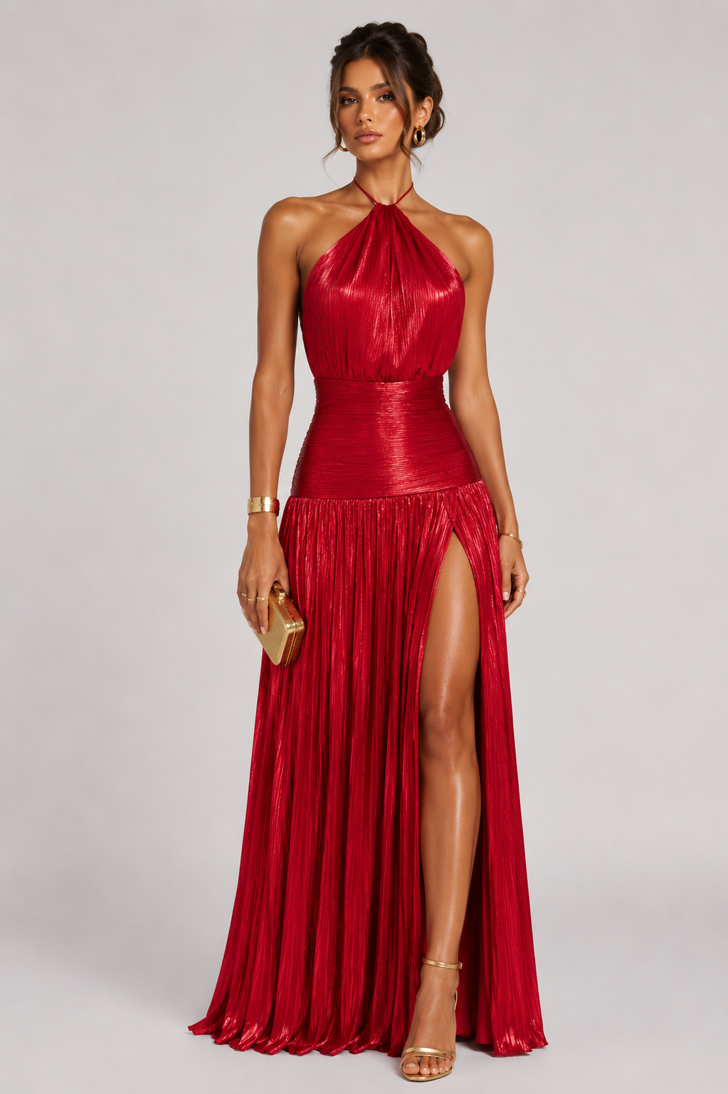 Vivienne glanzende halter maxi jurk met hoge split voor dames in elegante luxe avondstijl rood

