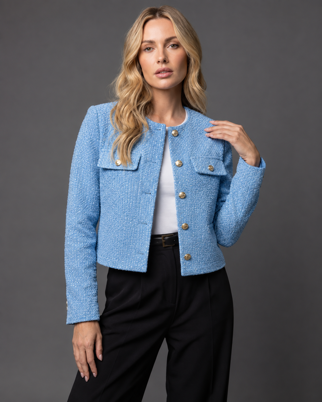 Josée | Korte Tweed Blazer met Gouden Knopen