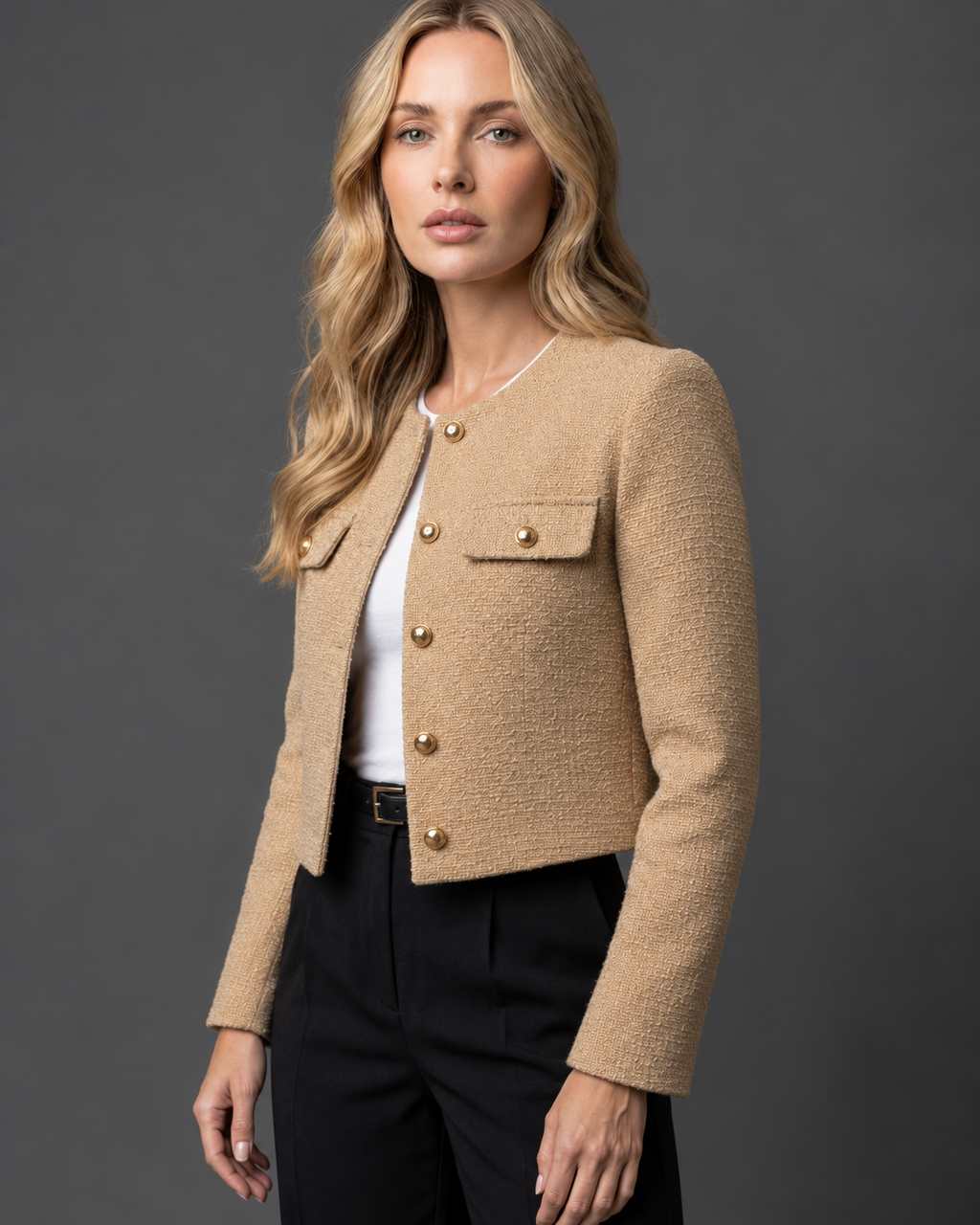 Josée | Korte Tweed Blazer met Gouden Knopen