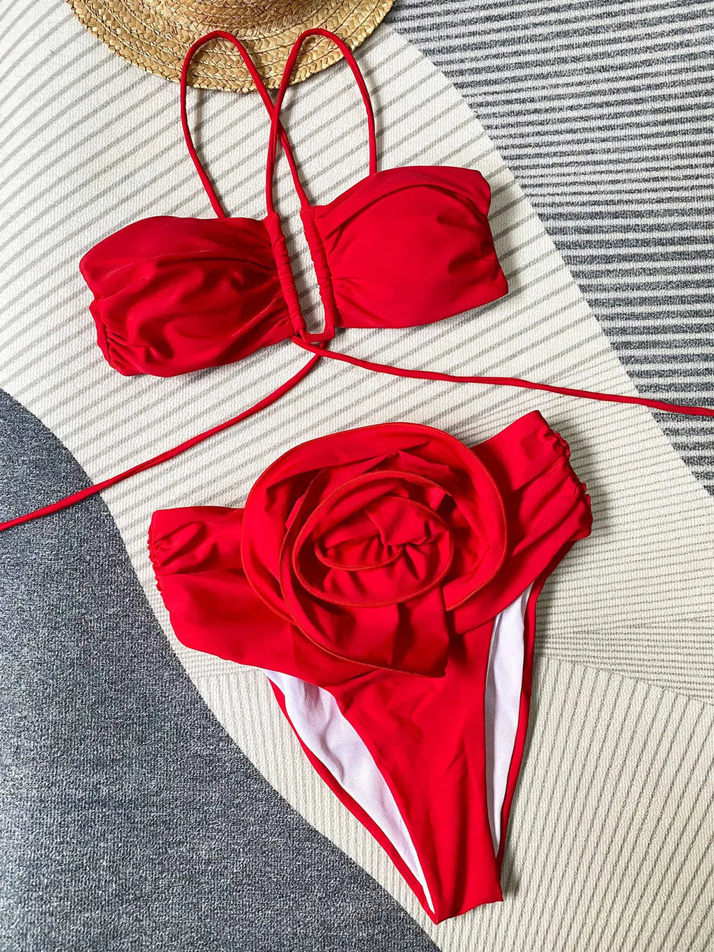 Robine | Bikini met Halternek en Bloemdetail