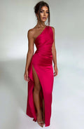Vera | Satijnen one-shoulder maxi jurk met split
