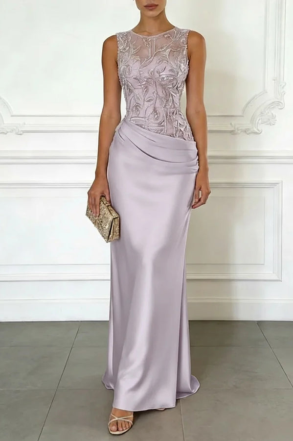 Vera | Satijnen maxi jurk met mesh borduursel en rimpeldetails