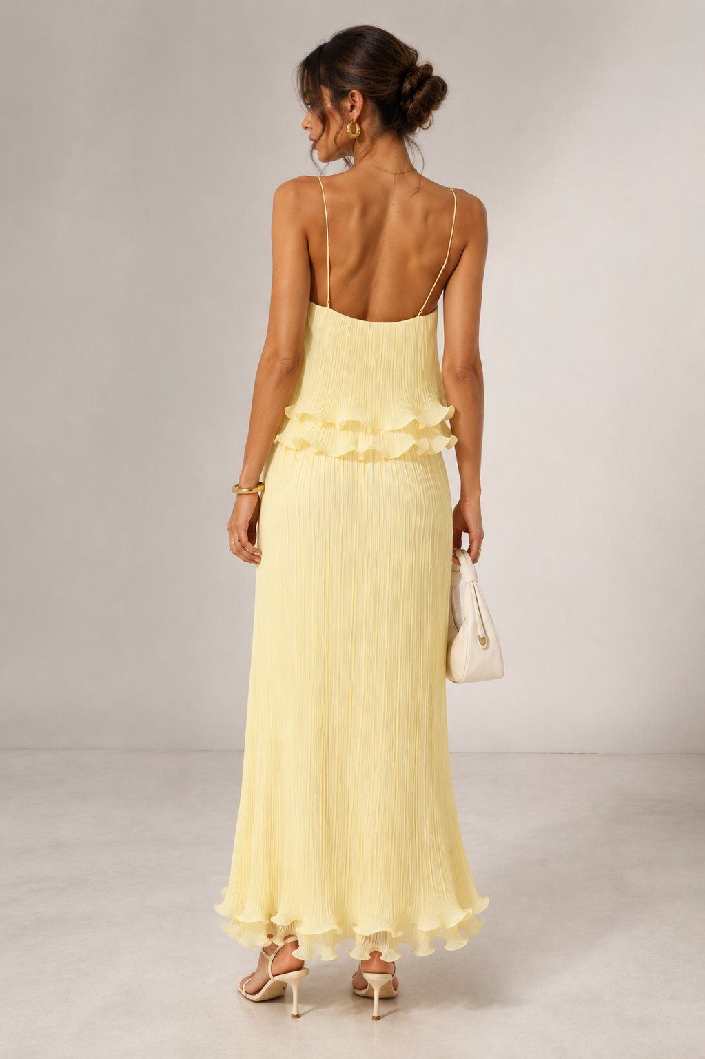 botergele rok set met plisse en ruffle details spaghetti bandjes