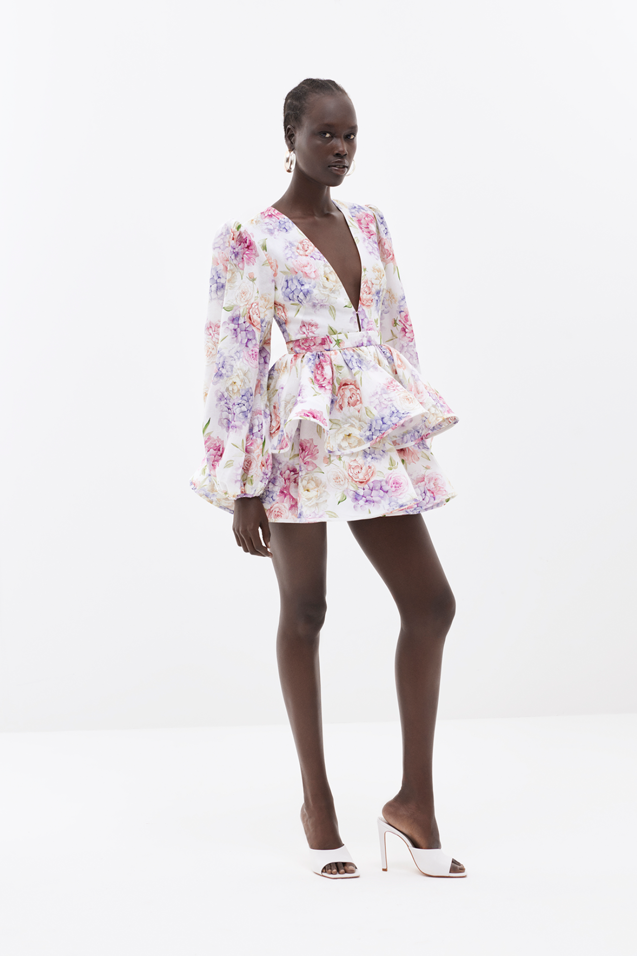 Anouk | V-hals minijurk met bloemenprint