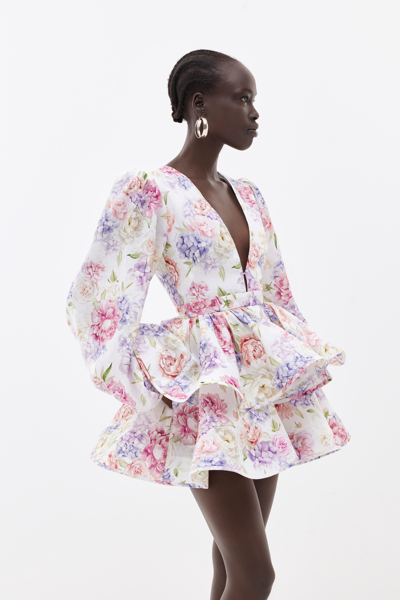 Anouk | V-hals minijurk met bloemenprint