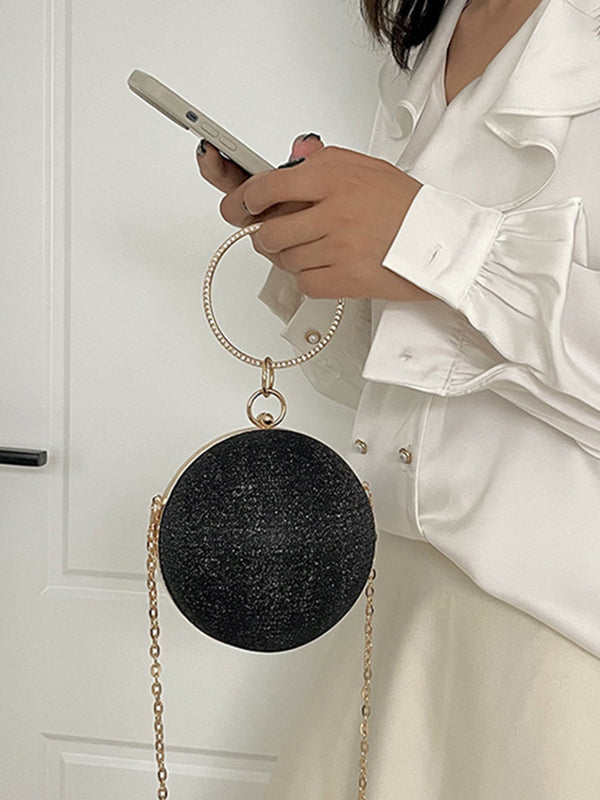 Solène | Glanzende Geometrische Schoudertas met Ketting