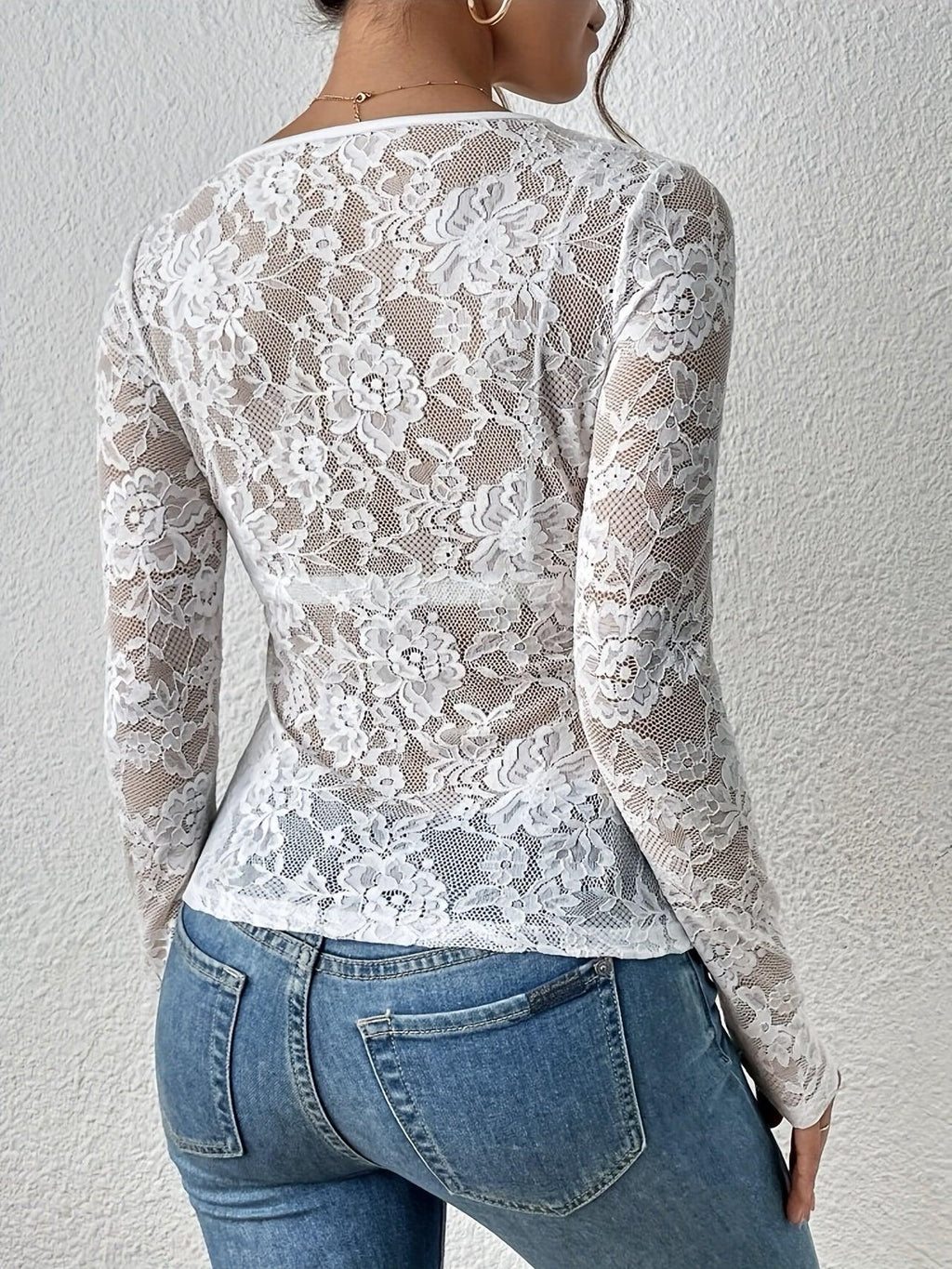 Annelot | Kanten Body met Diepe Hals
