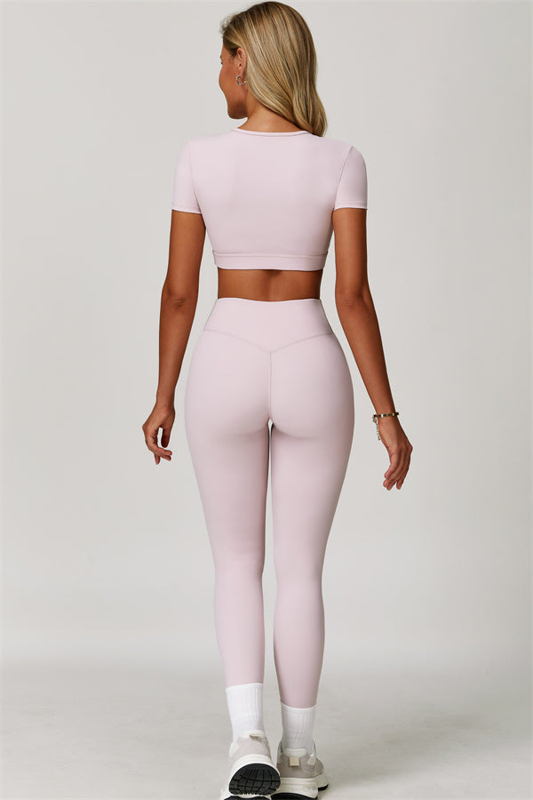 Lara | Tweedelige sportset met cut-out T-shirt