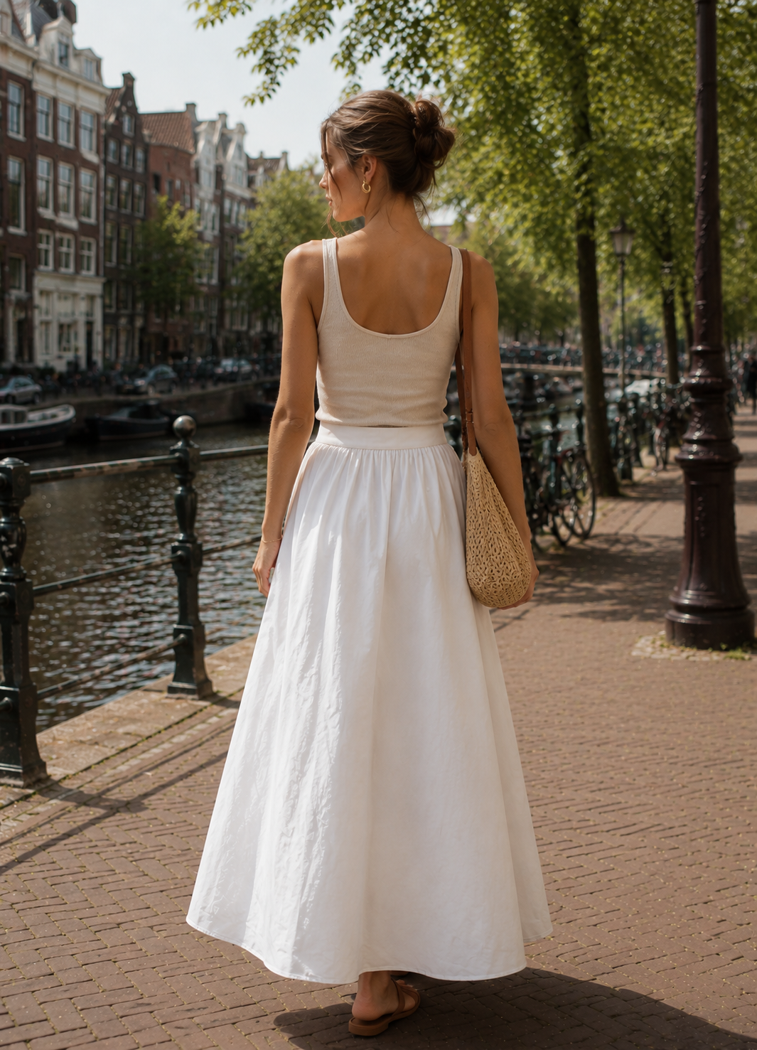geplooide lange rok wit zomer outfit