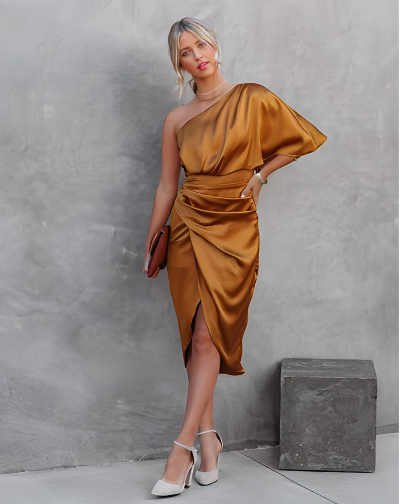 Emé | Satijnen one-shoulder maxi jurk