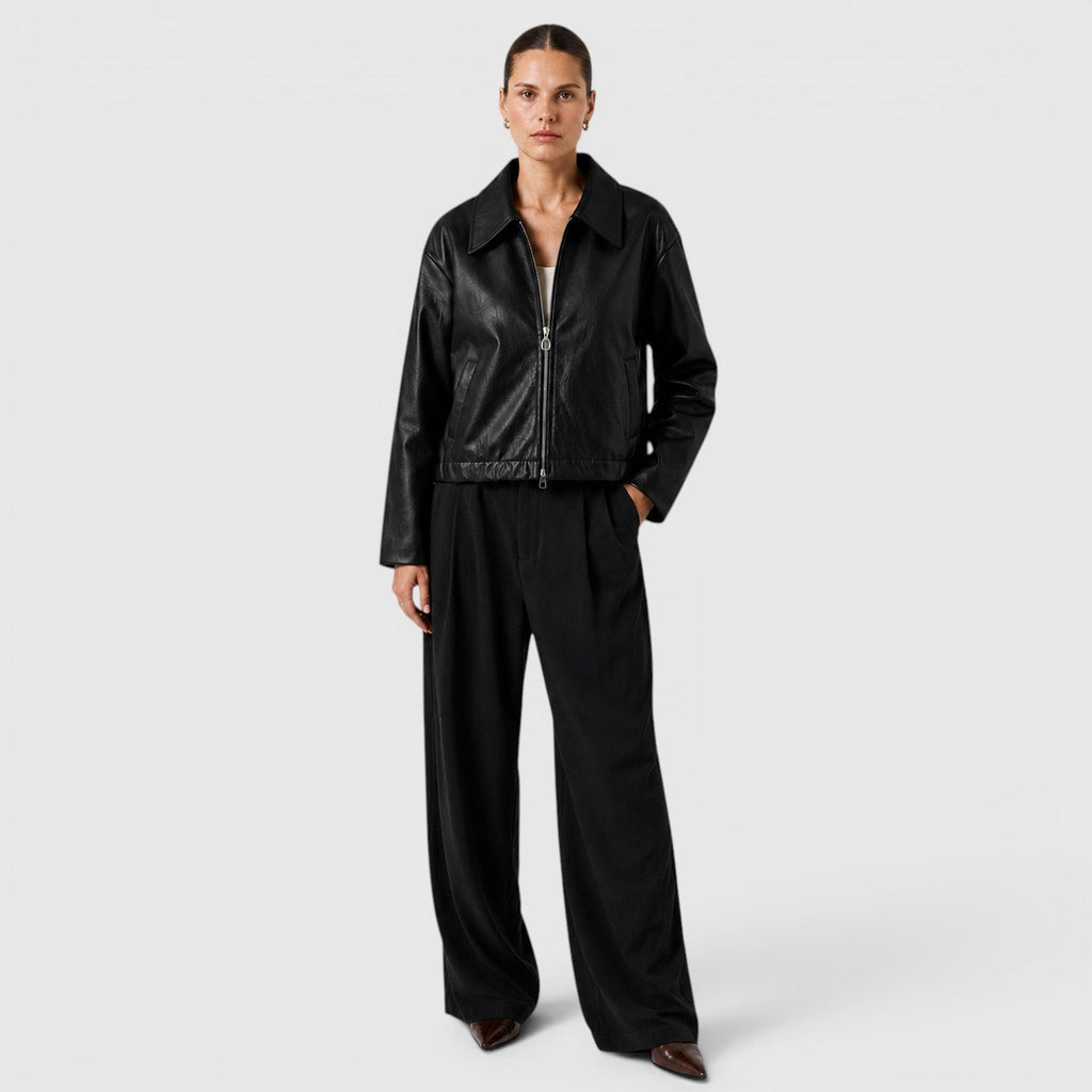 Talena | Zip Leren Jas met Zakken voor Slim Casual Stijl