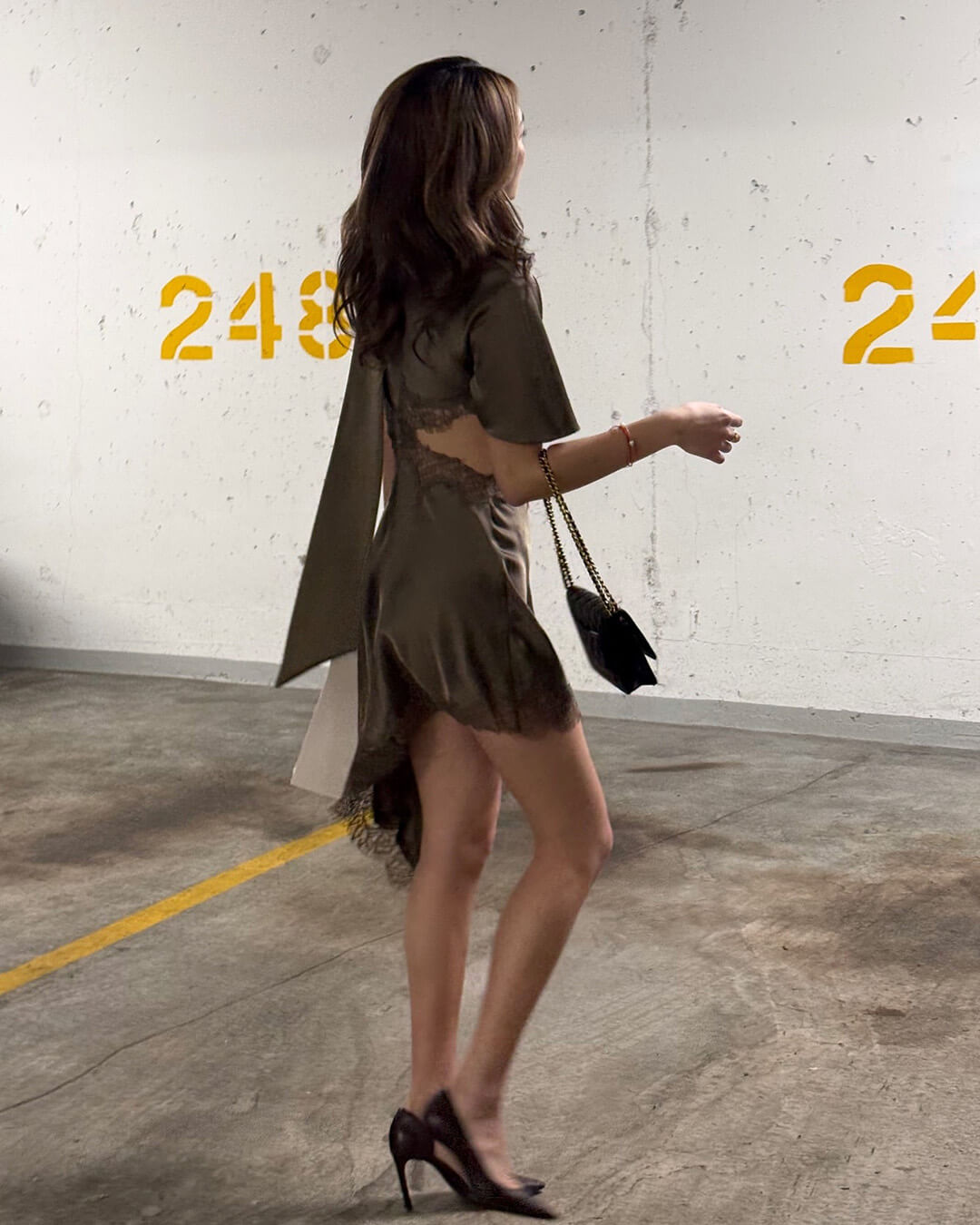 Bianca | Cut Out Satijnen Mini Jurk