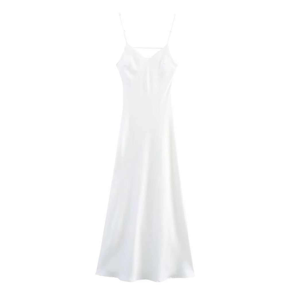 Kirra Satijnen Rugloze Maxi Jurk