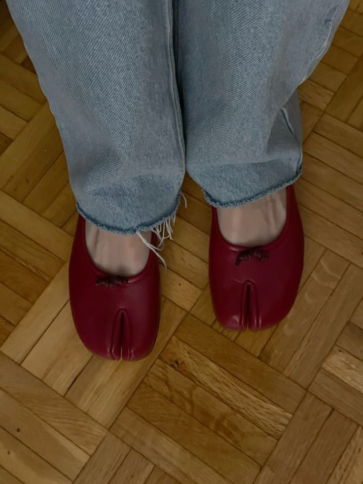 Elizabeth | Split Toe Ballet Flats